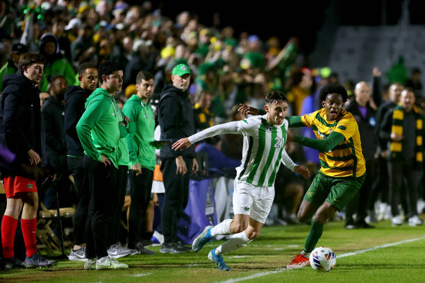 球队对年轻 球队对年轻