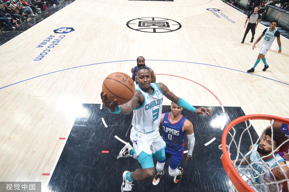 队友们进行 队友们进行